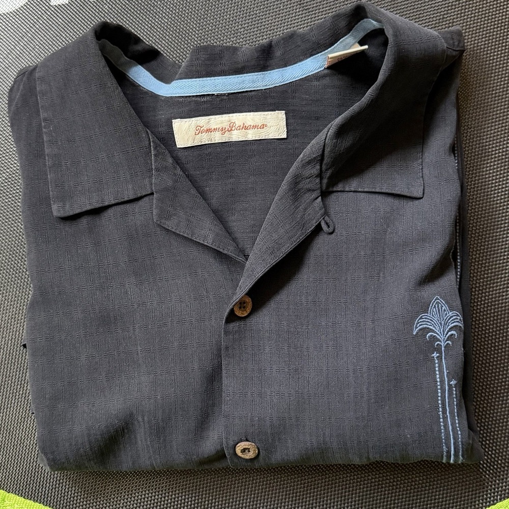 Tommy Bahama Men's Short Sleeve 100% Black Silk Embroidered Button-Up Shirt XXL - Picture 1 of 7